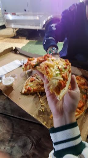 Campus Wings and Pizza